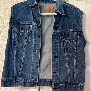 Levi’s vintage 70s jean vest